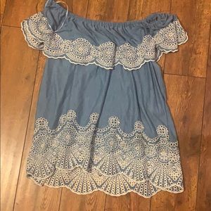 Beautiful eyelet off the shoulder blouse, BNWT!